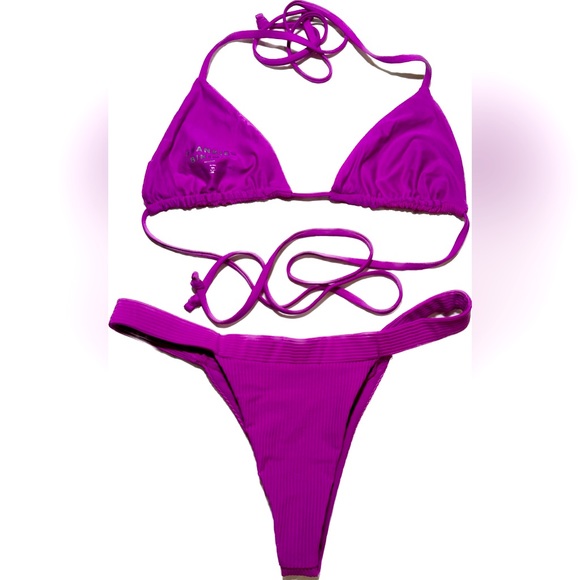 Frankie’s Bikini Set NWOT size M - Picture 2 of 4